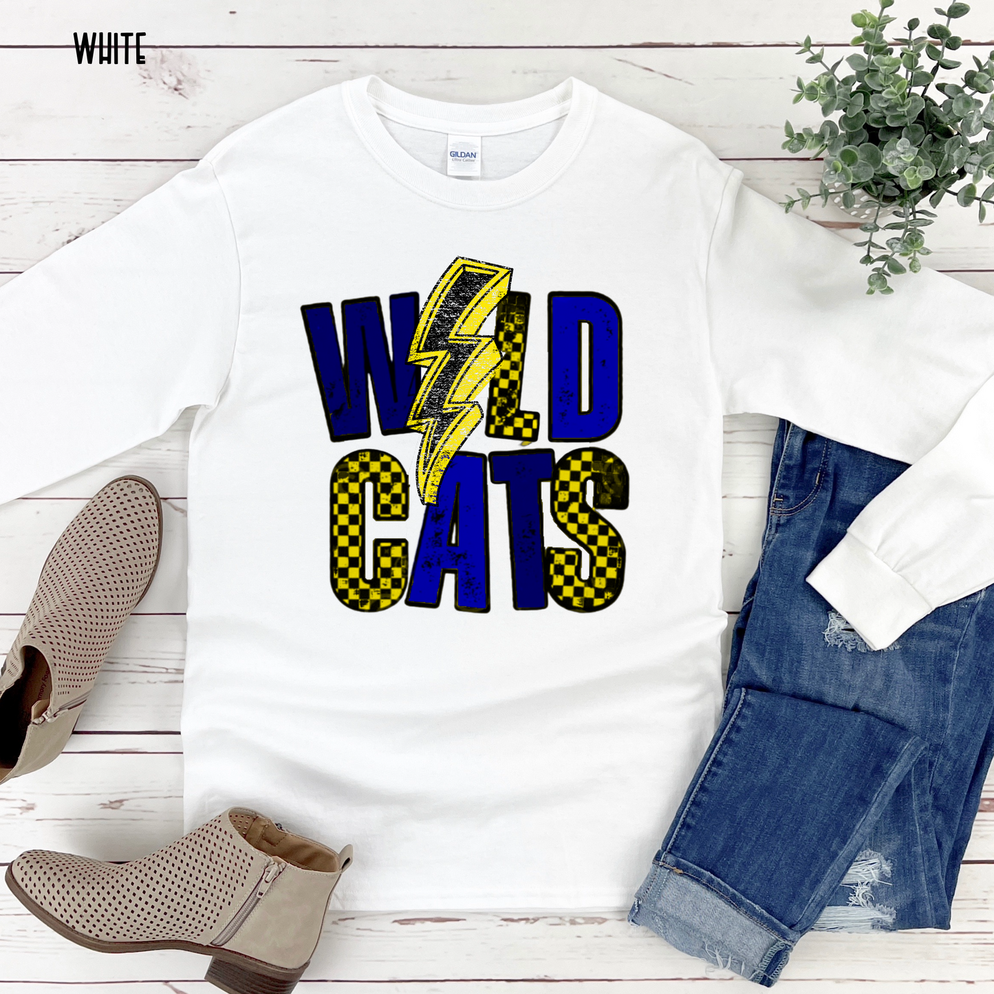 Wildcats w/ Lightning Bolt