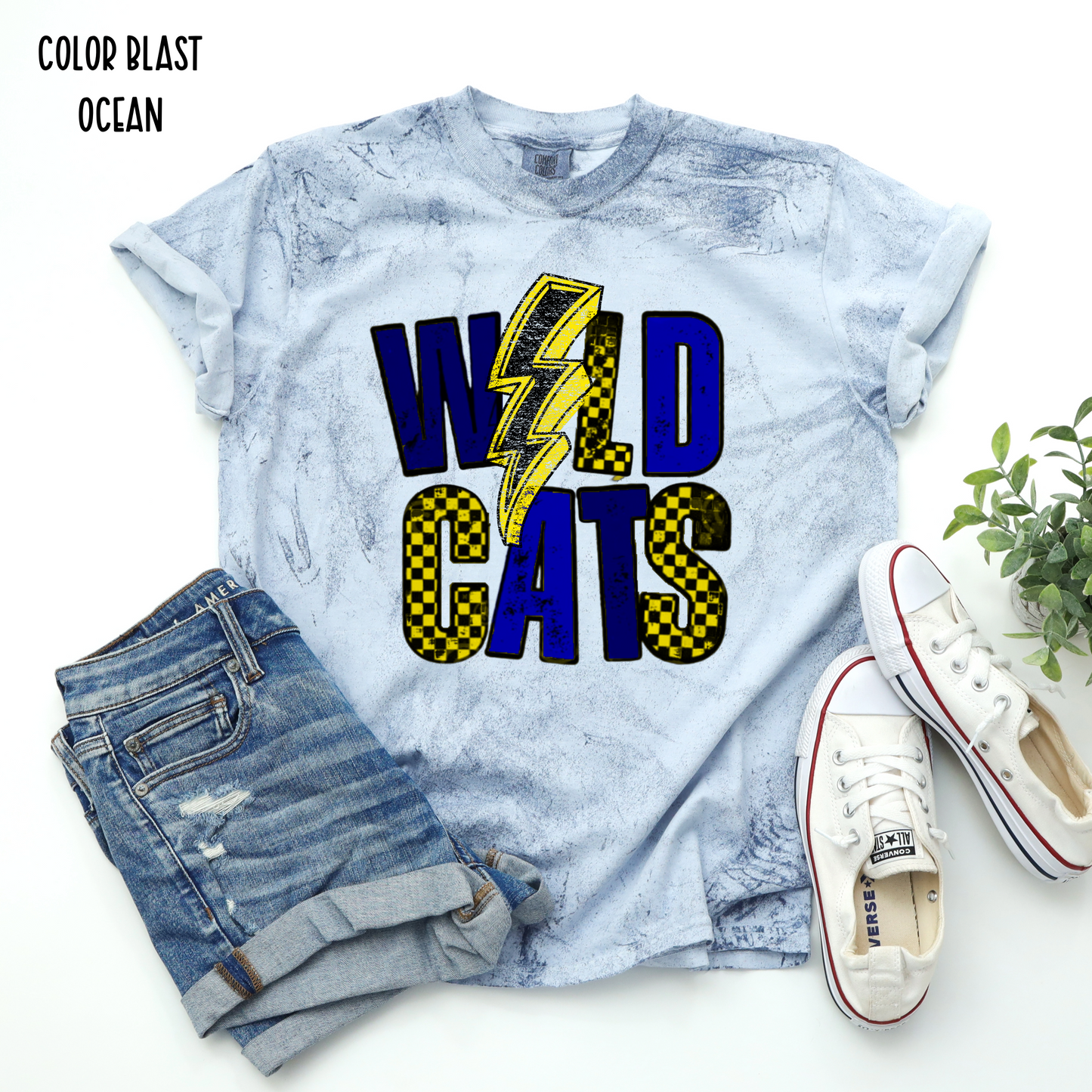 Wildcats w/ Lightning Bolt