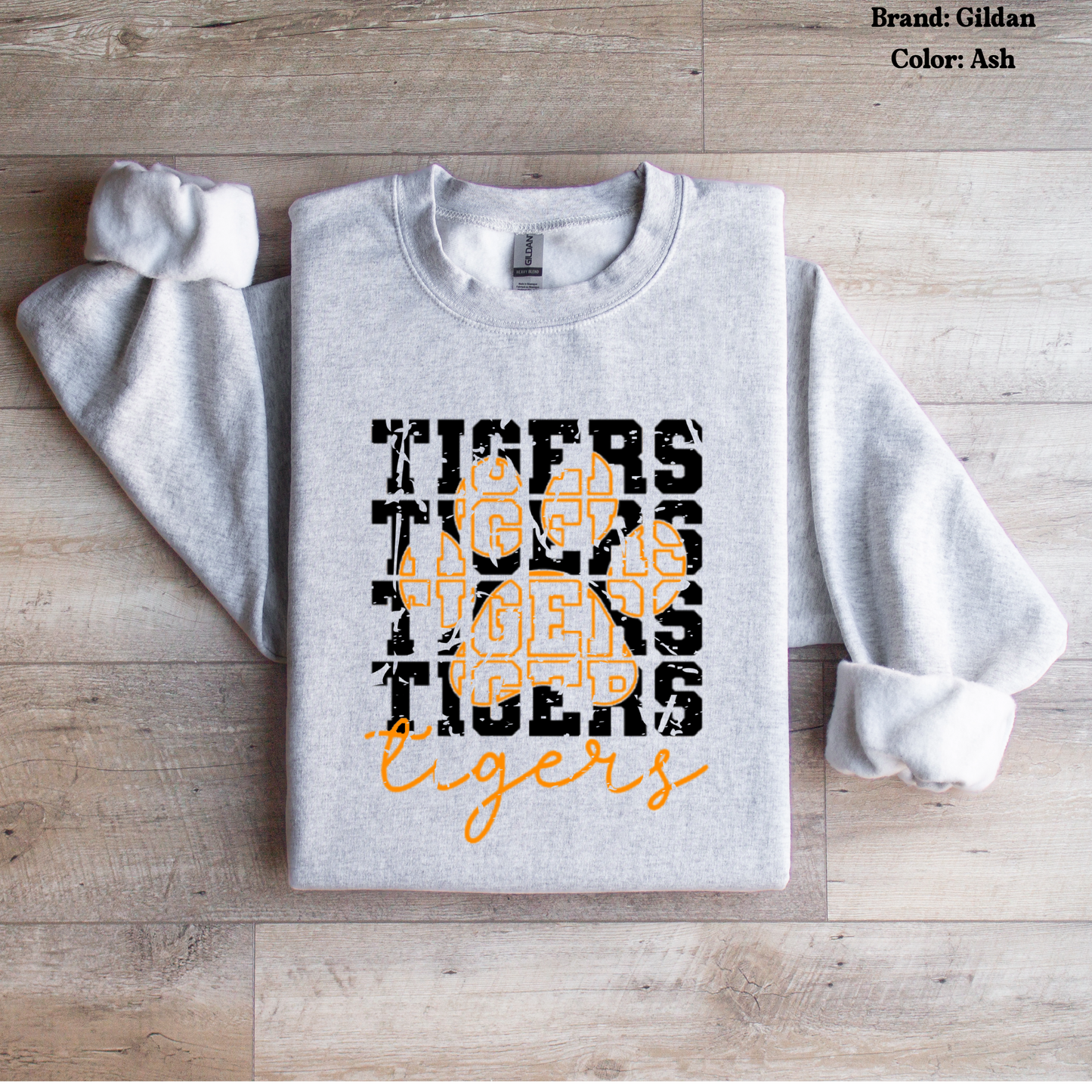 Tigers with Paw